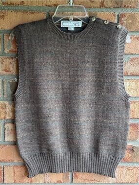 Vintage Tricots St. Rapheal Brown Crewneck Knit Sweater Vest 100% Wool Medium